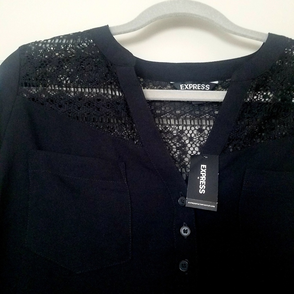 Express Blouse - Picture 2 of 4